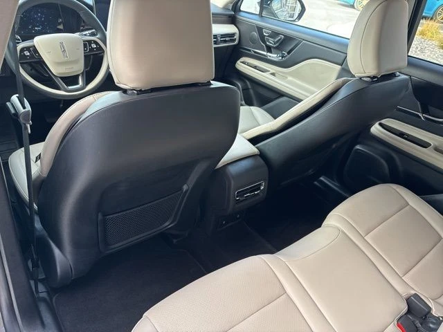 2025 Lincoln Corsair - Image 17 of 21