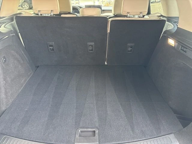 2025 Lincoln Corsair - Image 18 of 21