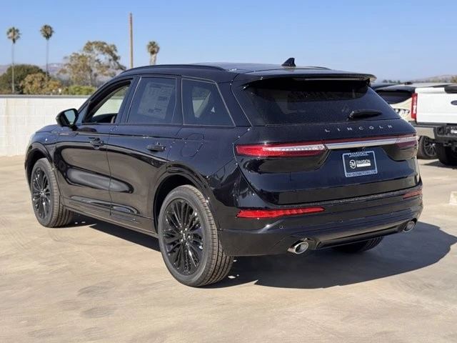 2025 Lincoln Corsair - Image 10 of 12