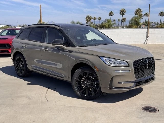 2025 Lincoln Corsair - Image 2 of 12