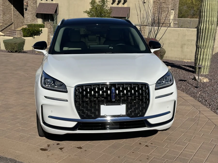 2025 Lincoln Corsair - Image 4 of 31