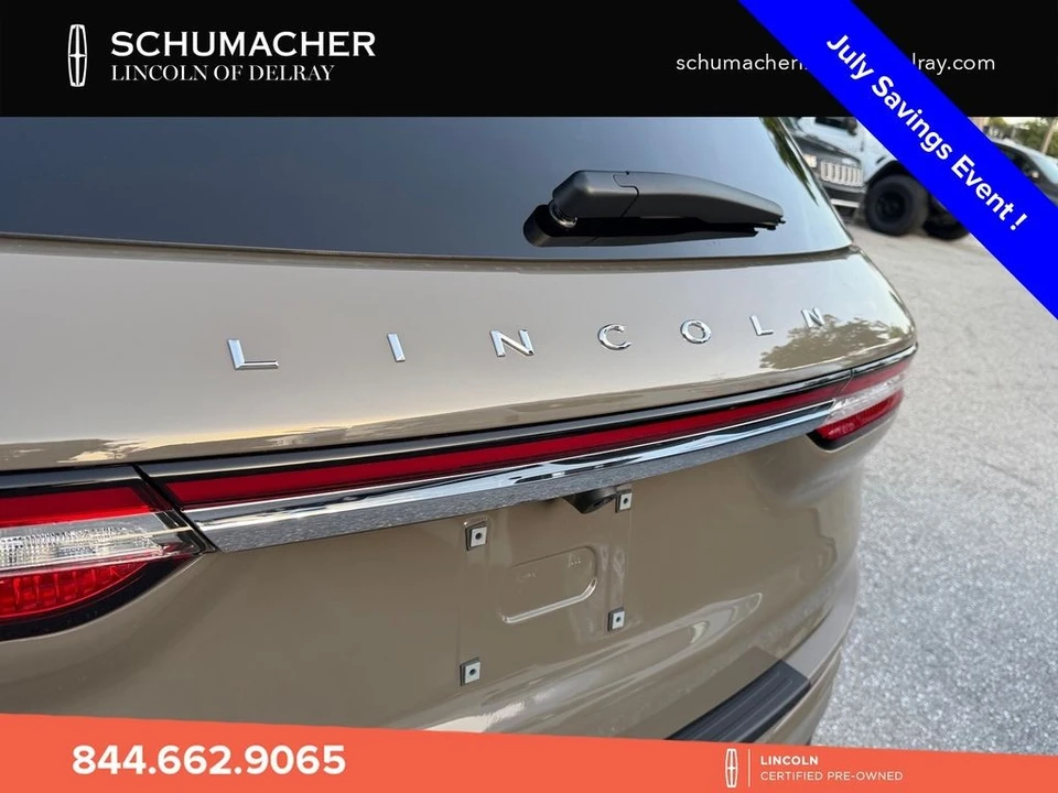 2025 Lincoln Corsair - Image 15 of 29