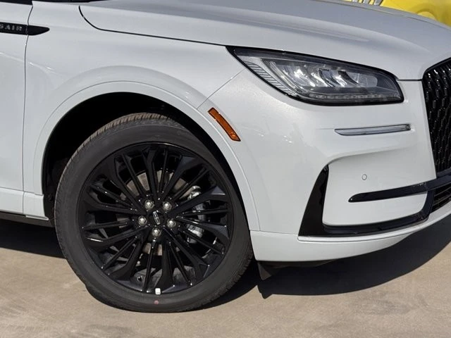 2025 Lincoln Corsair - Image 4 of 12