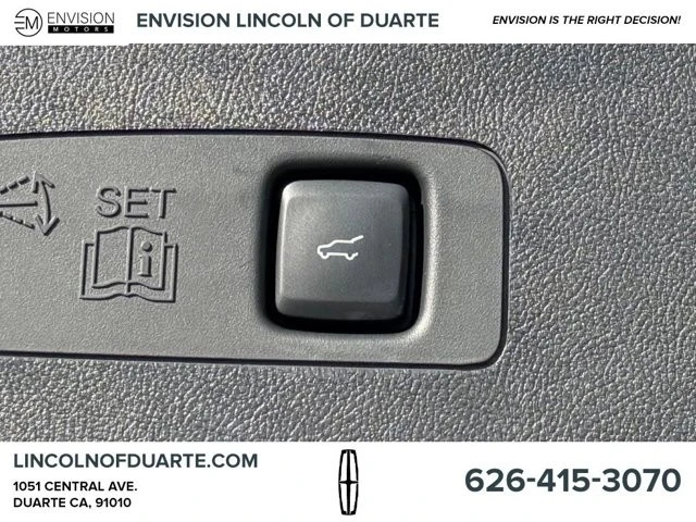2025 Lincoln Corsair - Image 11 of 12