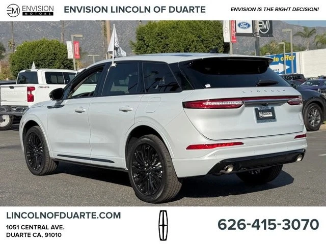 2025 Lincoln Corsair - Image 6 of 12