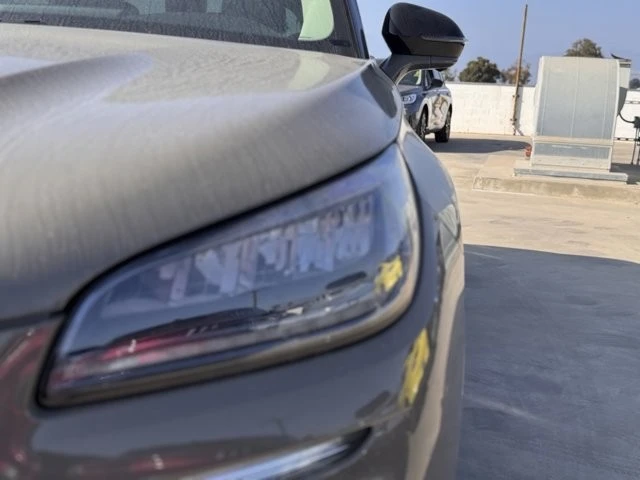 2025 Lincoln Corsair - Image 8 of 12