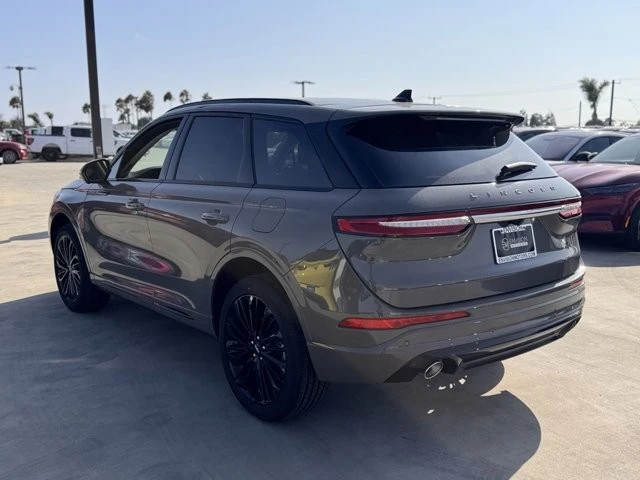 2025 Lincoln Corsair - Image 10 of 12