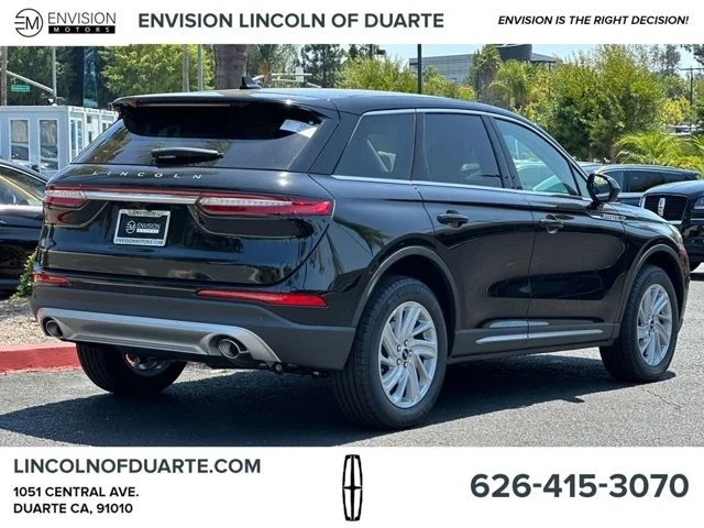 2025 Lincoln Corsair - Image 4 of 12