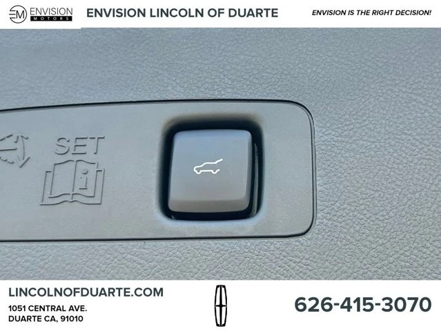 2025 Lincoln Corsair - Image 11 of 12