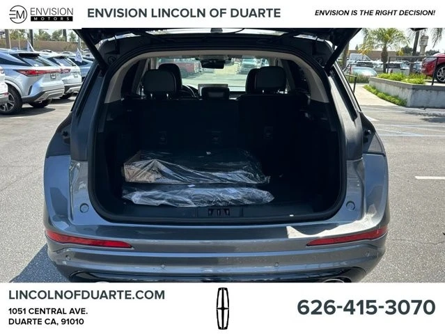 2025 Lincoln Corsair - Image 10 of 12