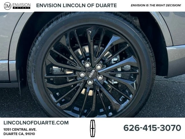 2025 Lincoln Corsair - Image 12 of 12