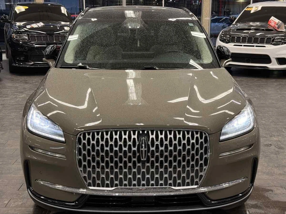 2025 Lincoln Corsair - Image 4 of 21