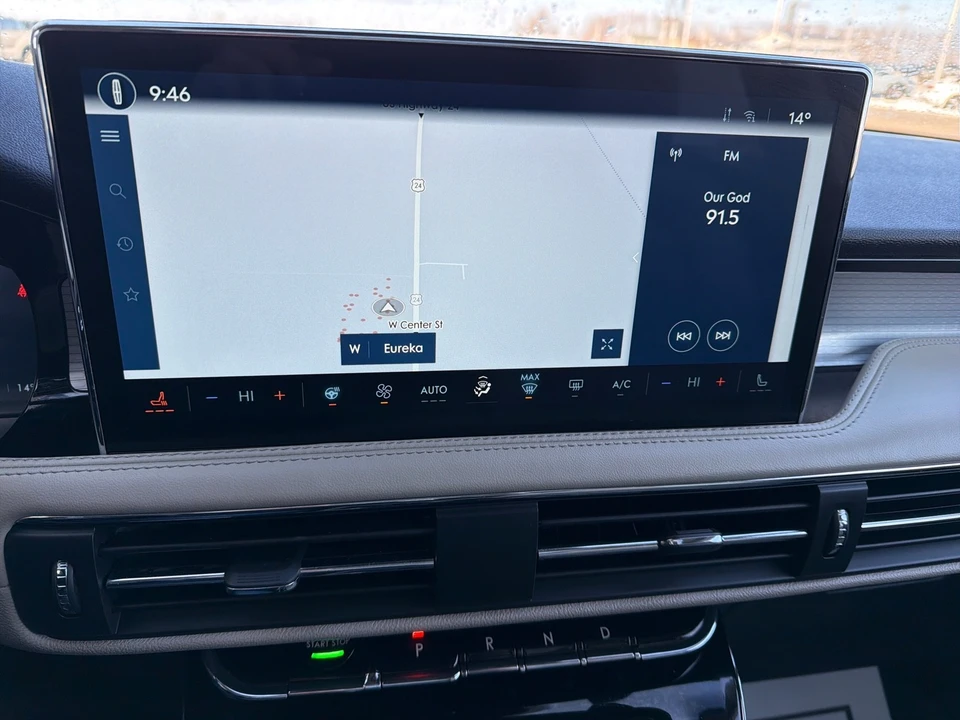 2025 Lincoln Corsair - Image 19 of 21