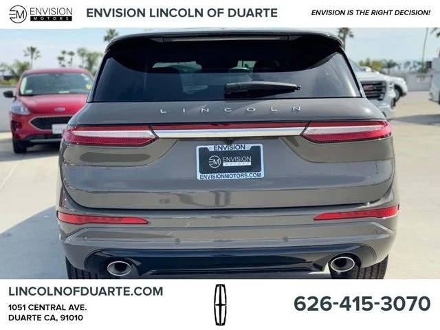 2025 Lincoln Corsair - Image 11 of 12