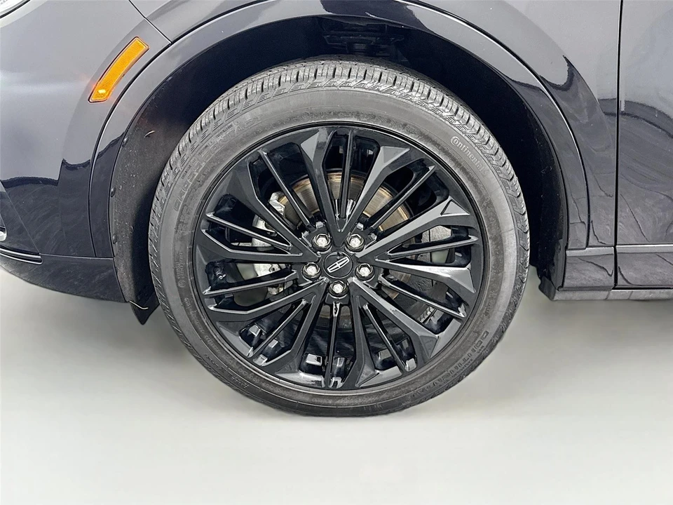 2025 Lincoln Corsair - Image 31 of 31