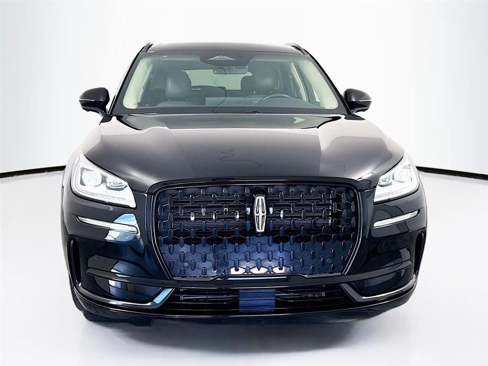 2025 Lincoln Corsair - Image 27 of 31