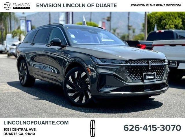2025 Lincoln Nautilus - Image 2 of 12