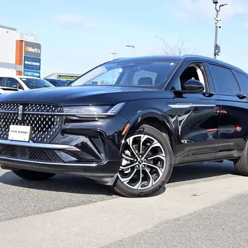 2025 Lincoln Nautilus Reserve