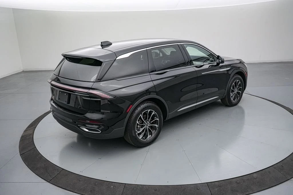 2025 Lincoln Nautilus - Image 5 of 21