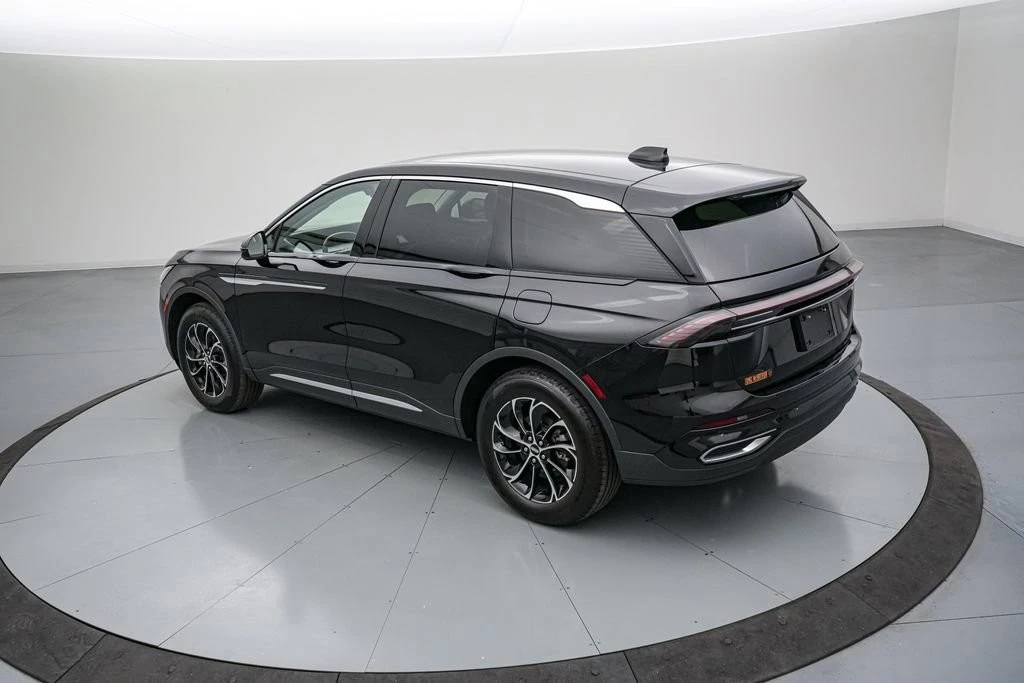 2025 Lincoln Nautilus - Image 7 of 21