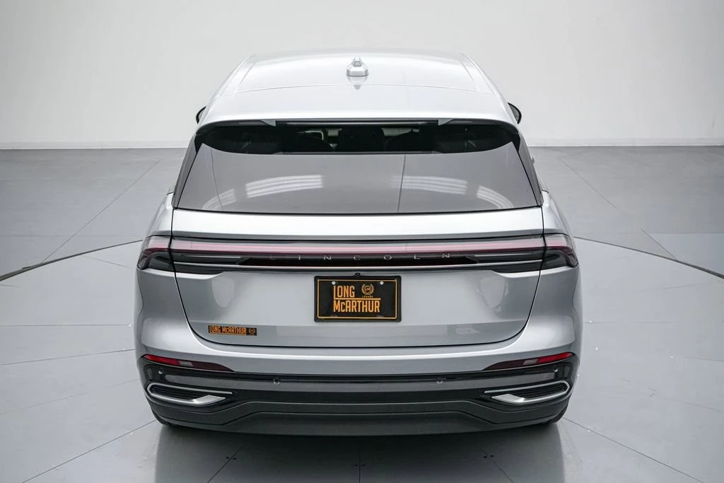 2025 Lincoln Nautilus - Image 6 of 31