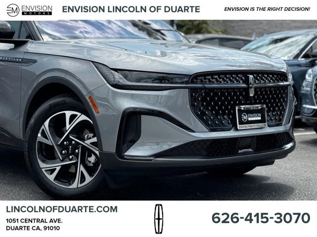 2025 Lincoln Nautilus - Image 3 of 12