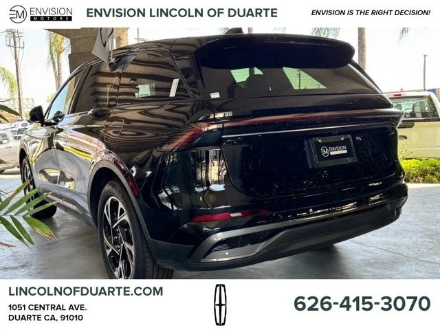 2025 Lincoln Nautilus - Image 5 of 12