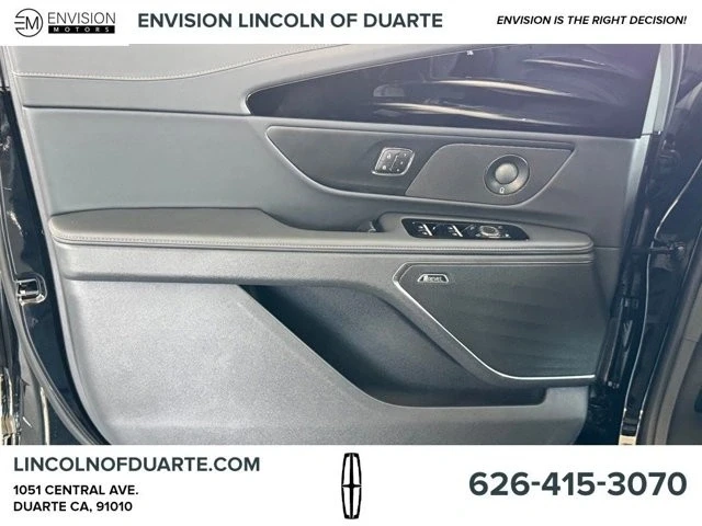 2025 Lincoln Nautilus - Image 11 of 12