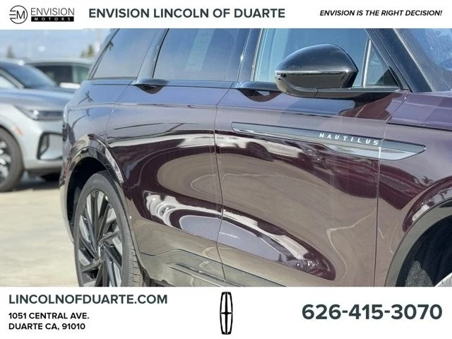 2025 Lincoln Nautilus - Image 4 of 12