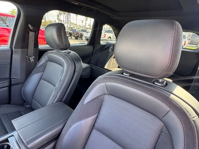 2025 Lincoln Nautilus - Image 20 of 31