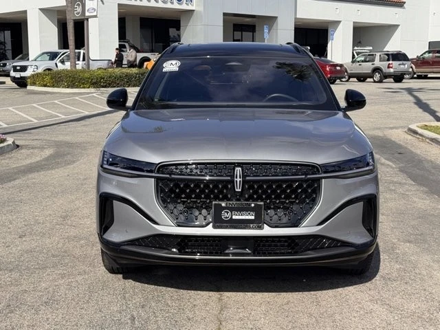 2025 Lincoln Nautilus - Image 6 of 12