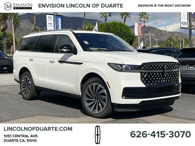 2025 Lincoln Navigator 4th Gen - Image 2 of 12