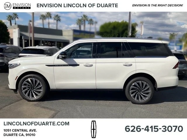 2025 Lincoln Navigator 4th Gen - Image 5 of 12