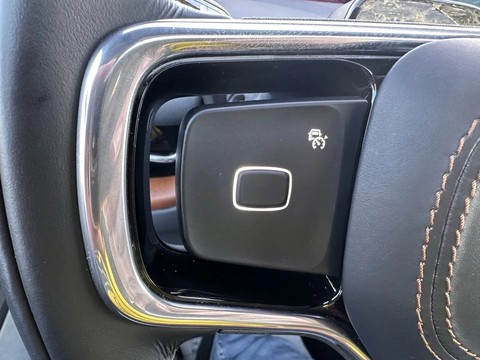 2025 Lincoln Navigator 4th Gen - Image 24 of 31