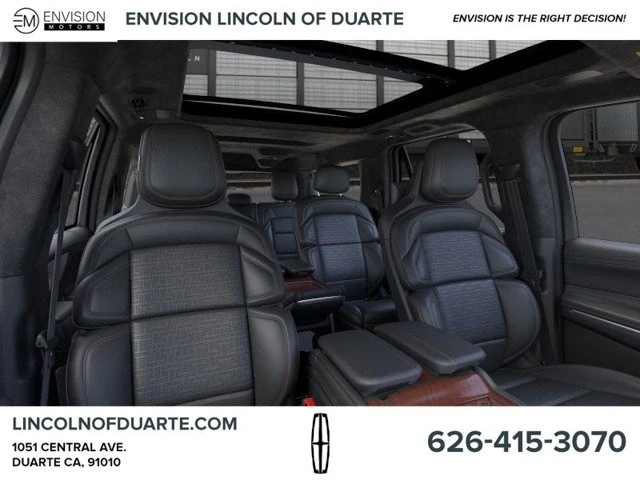 2025 Lincoln Navigator 4th Gen - Image 8 of 12