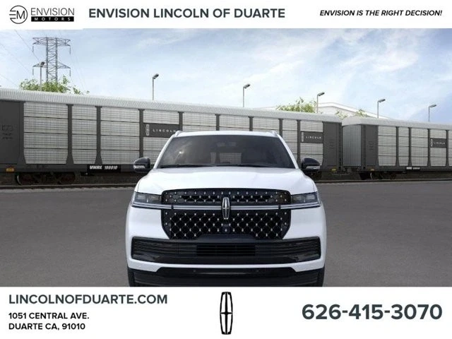 2025 Lincoln Navigator 4th Gen - Image 5 of 12