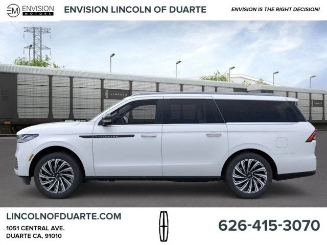 2025 Lincoln Navigator 4th Gen - Image 3 of 12