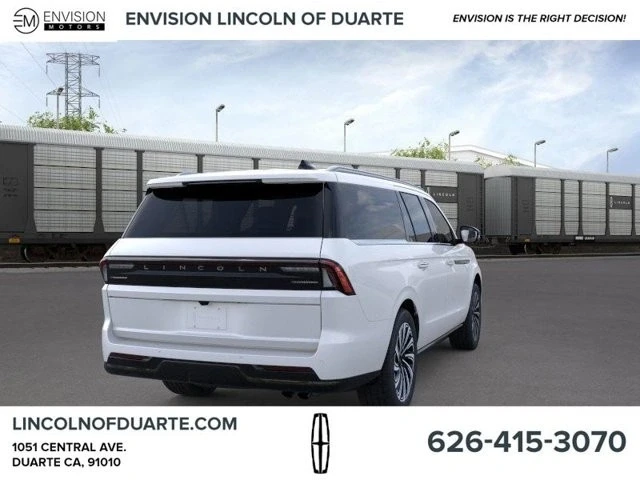 2025 Lincoln Navigator 4th Gen - Image 7 of 12