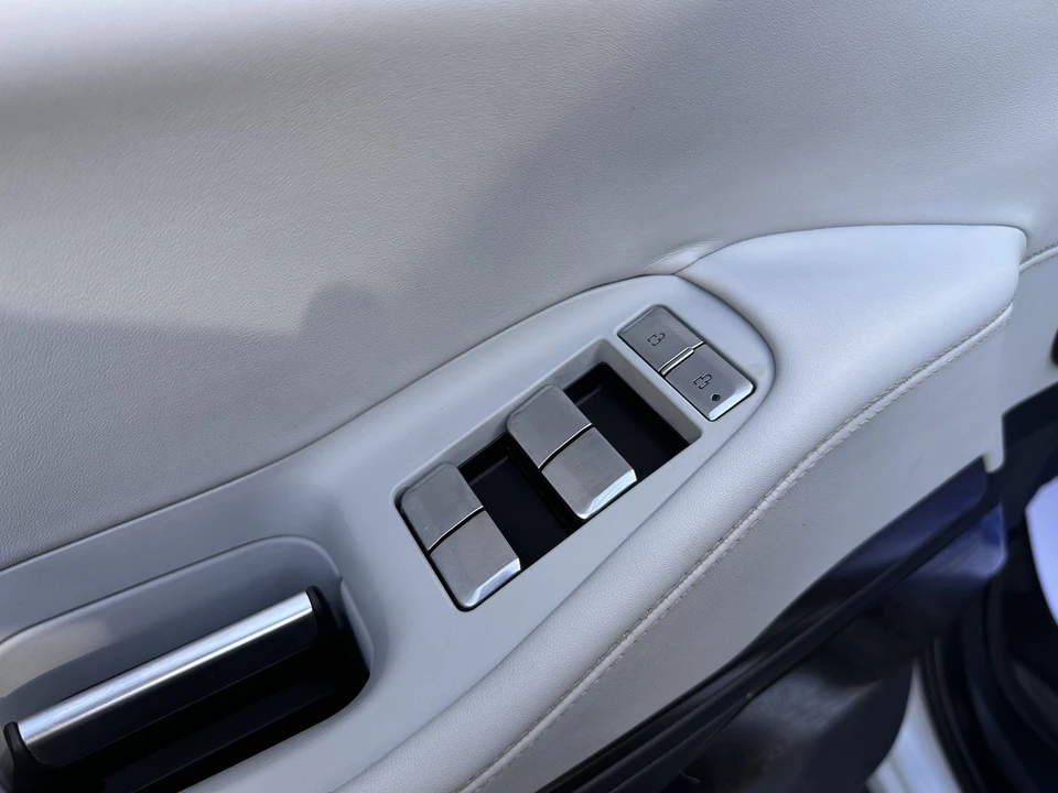 2025 Lincoln Navigator 4th Gen - Image 22 of 31