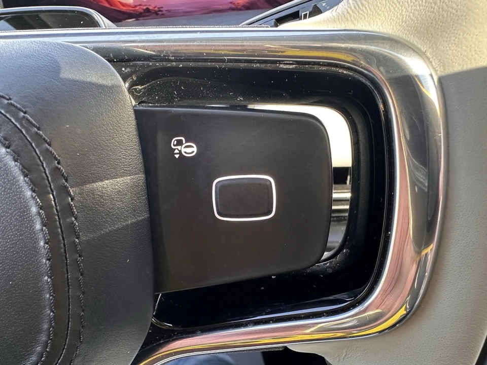 2025 Lincoln Navigator 4th Gen - Image 26 of 31