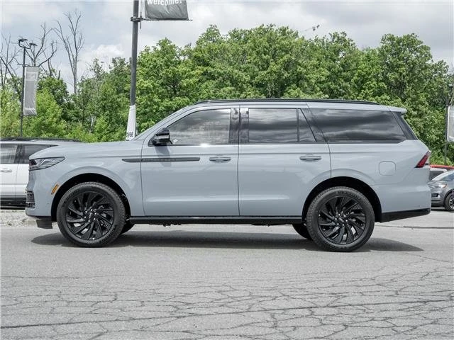 2025 Lincoln Navigator 4th Gen - Image 4 of 16