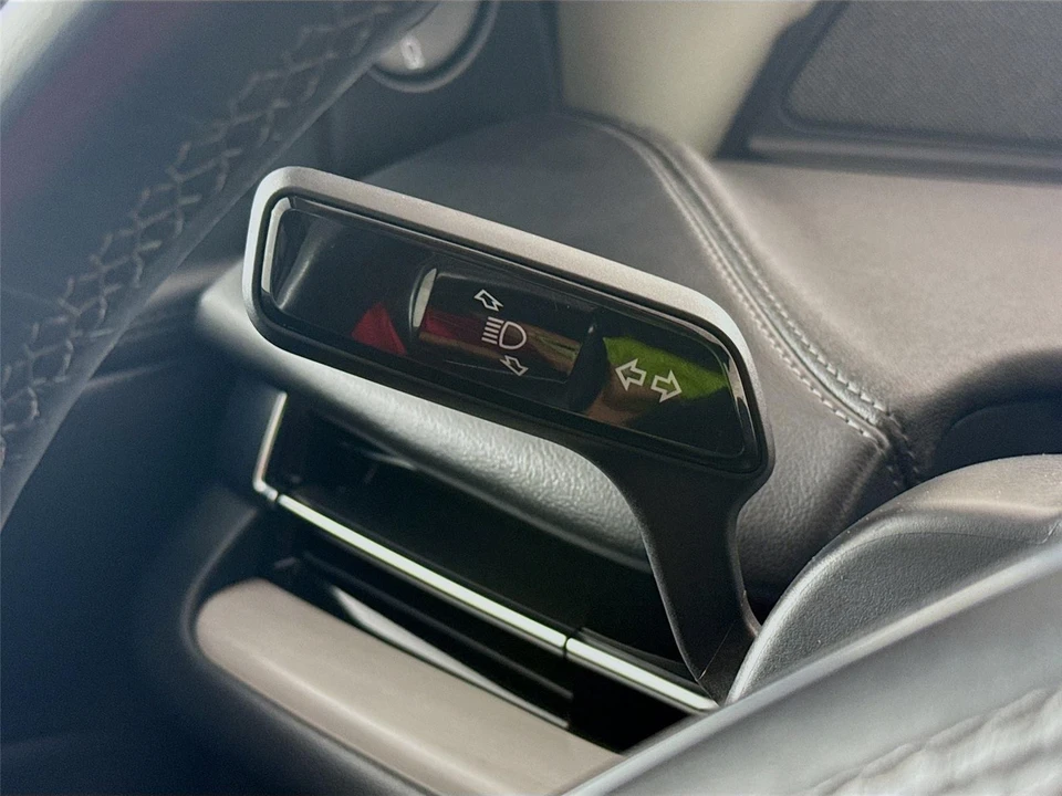 2025 Lincoln Navigator 4th Gen - Image 4 of 21