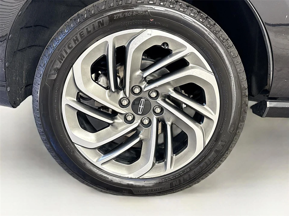 2025 Lincoln Navigator 4th Gen - Image 31 of 31