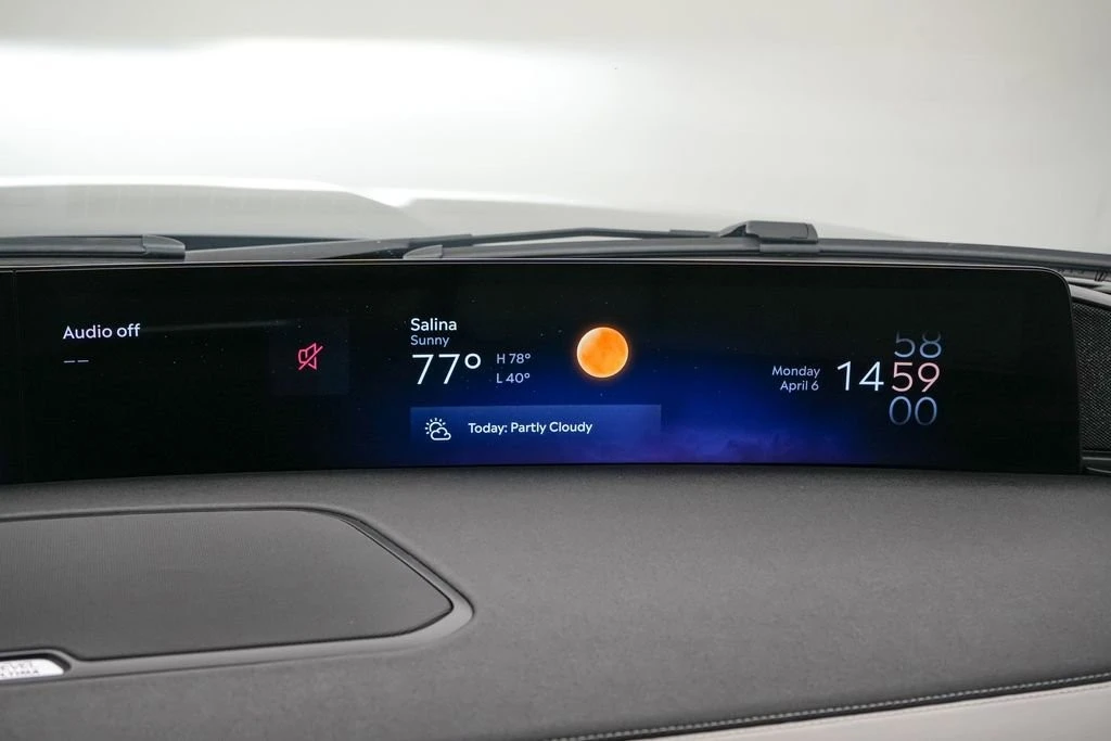 2025 Lincoln Navigator 4th Gen - Image 26 of 31