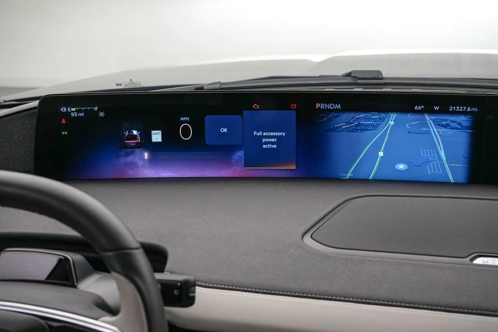2025 Lincoln Navigator 4th Gen - Image 25 of 31