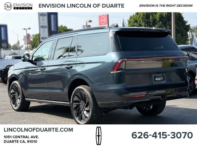 2025 Lincoln Navigator 4th Gen - Image 6 of 12