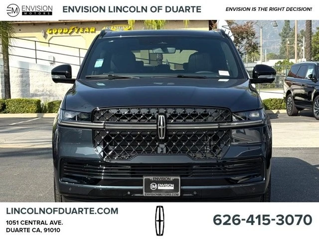 2025 Lincoln Navigator 4th Gen - Image 3 of 12