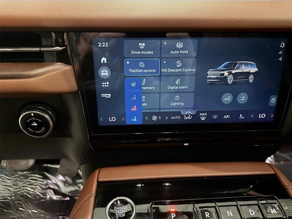 2025 Lincoln Navigator 4th Gen - Image 12 of 21