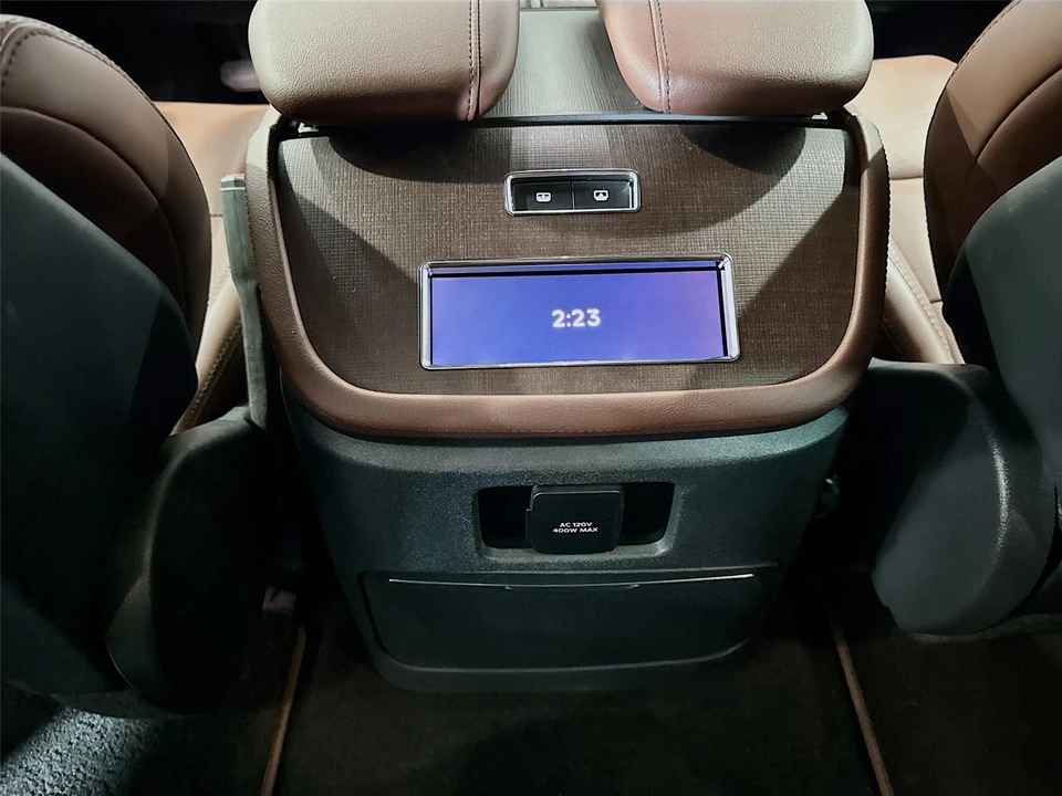 2025 Lincoln Navigator 4th Gen - Image 21 of 21
