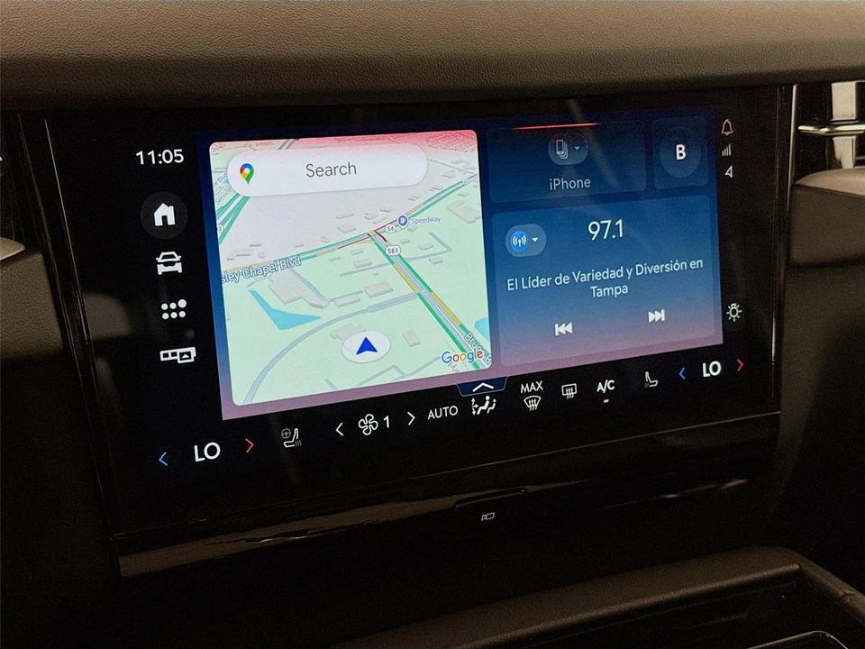 2025 Lincoln Navigator 4th Gen - Image 10 of 15